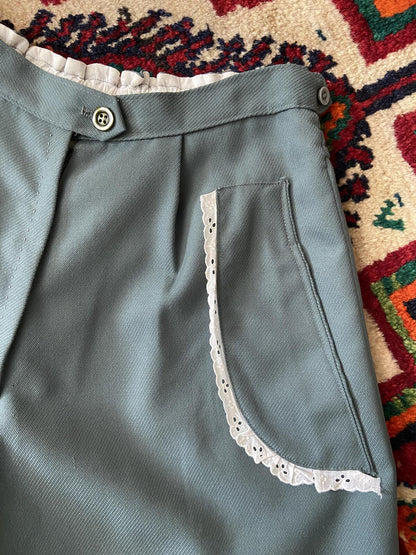 Vintage High Waisted Sage Green Shorts W26