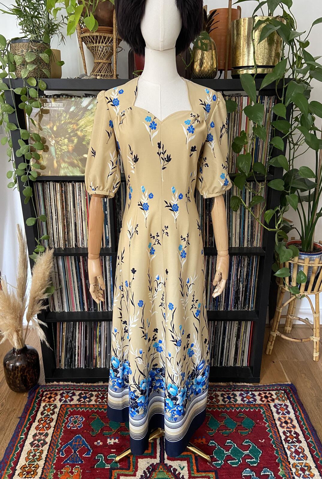 Vintage 1970s Beige Floral Maxi Dress