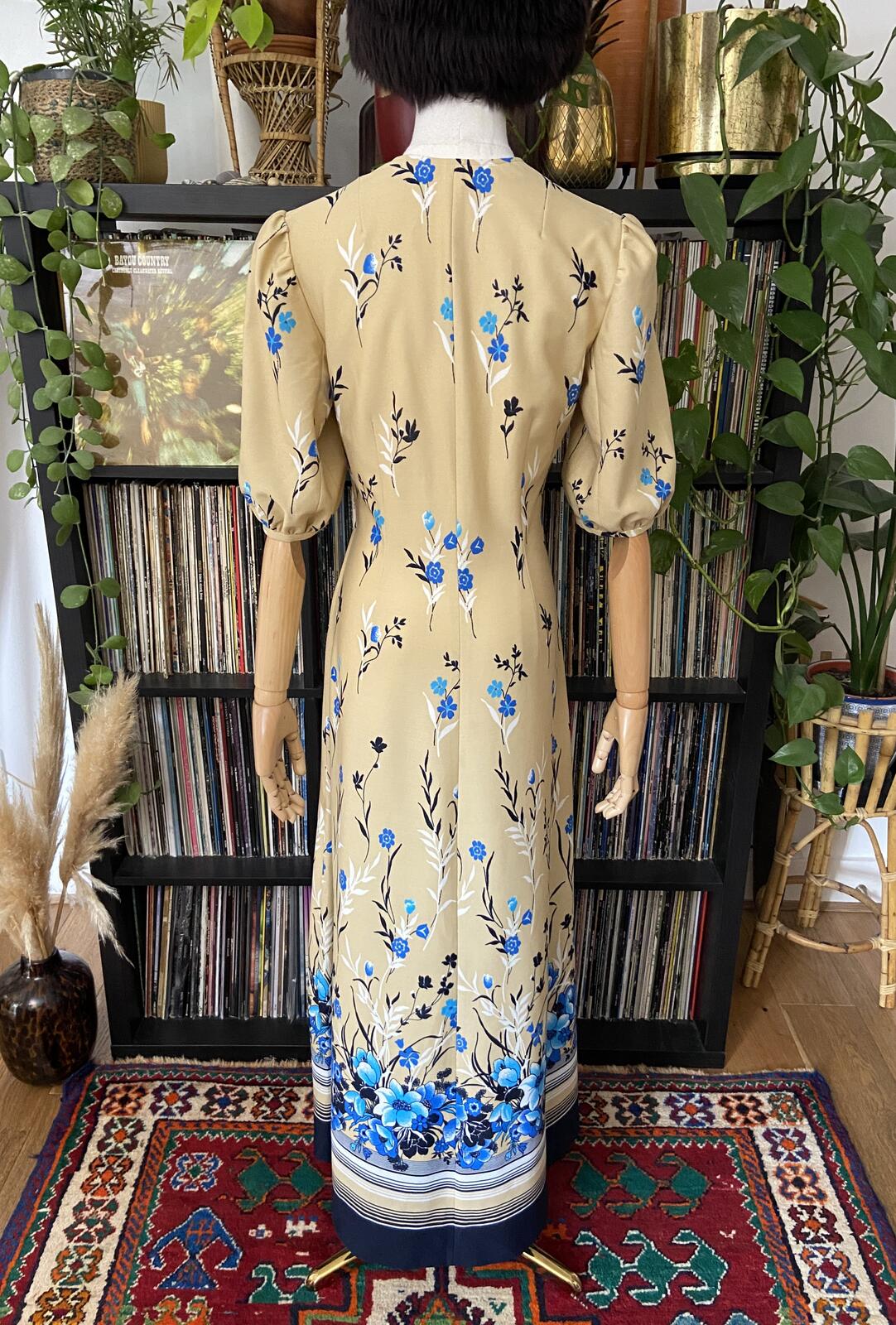 Vintage 1970s Beige Floral Maxi Dress