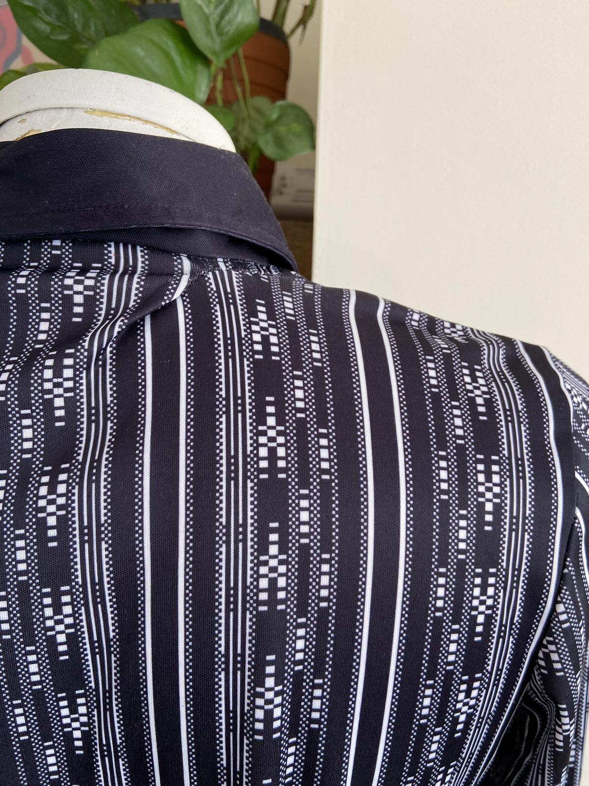 Vintage 1970s Black White Jersey Shirt