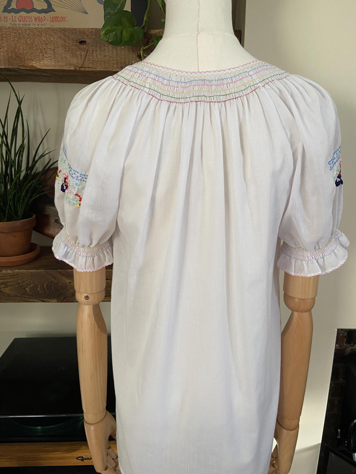 Vintage 1970s Pastel Embroidered Penny Lane Top