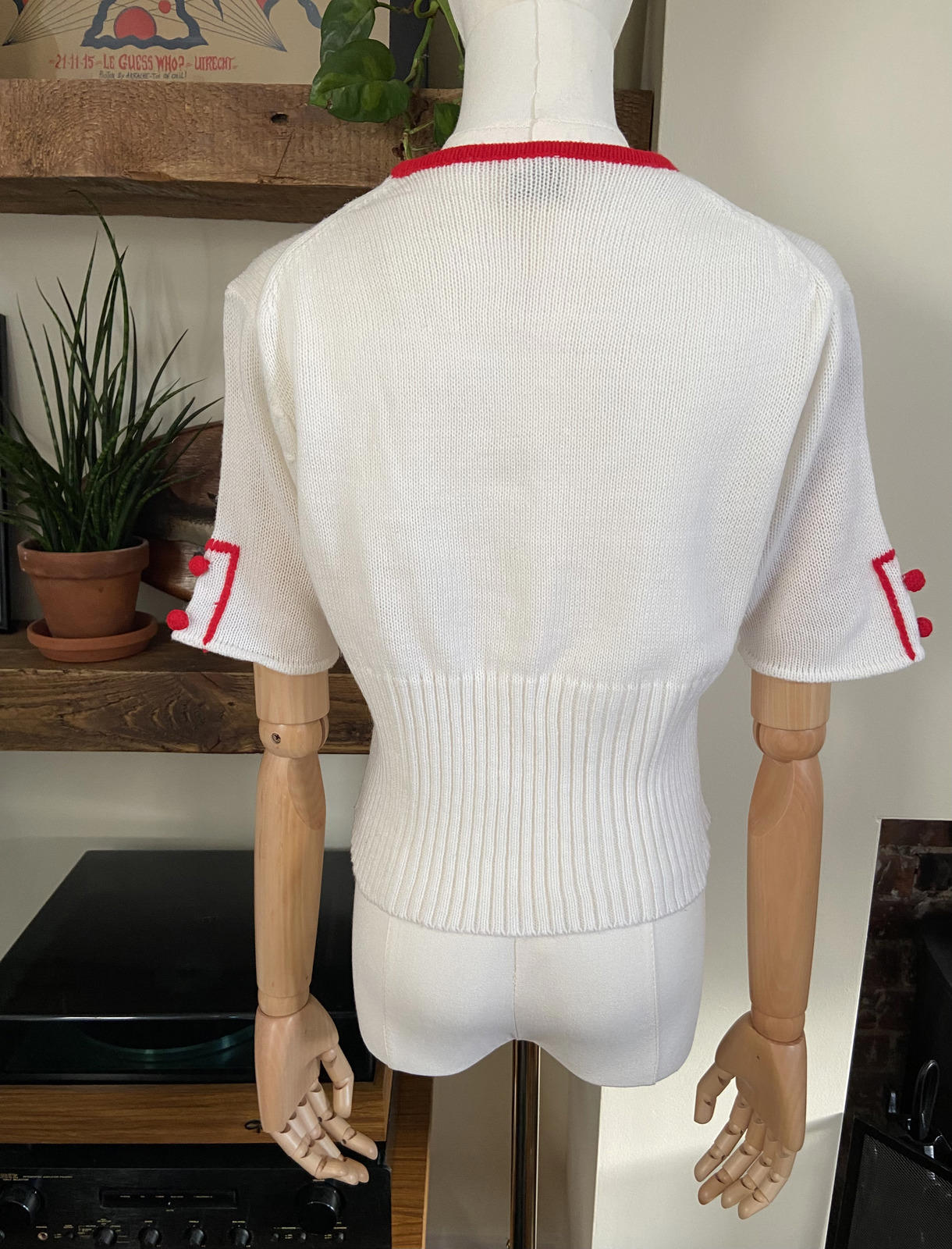 Vintage 1970s White Pom Pom Knit Top