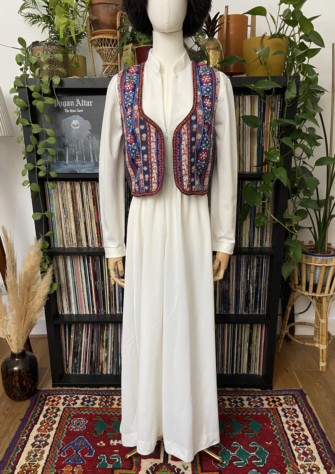 Vintage 1970s White Zip Up Maxi Dress