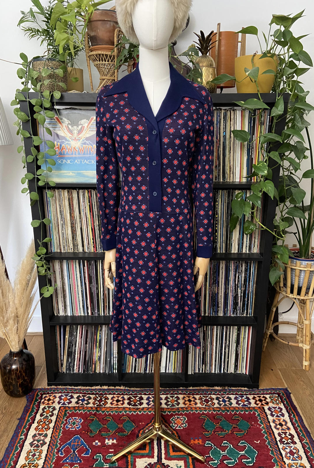 Vintage 1970s Navy Red Knit Dagger Collar Dress