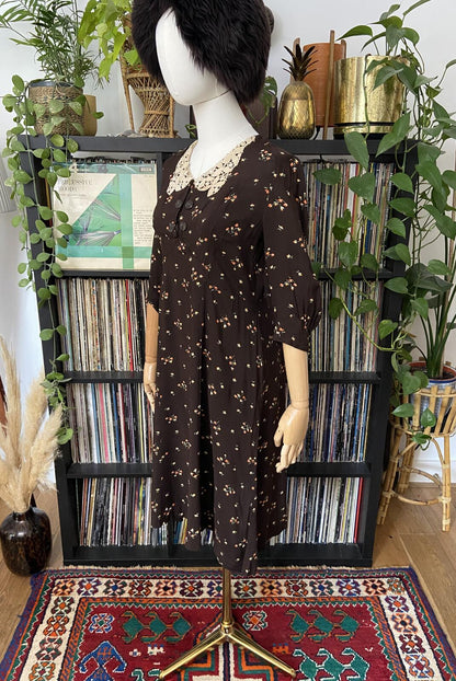 Vintage Brown Floral Lace Collar Tea Dress