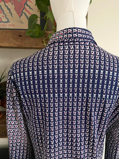 Vintage 1970s Navy Pink Dagger Collar Shirt