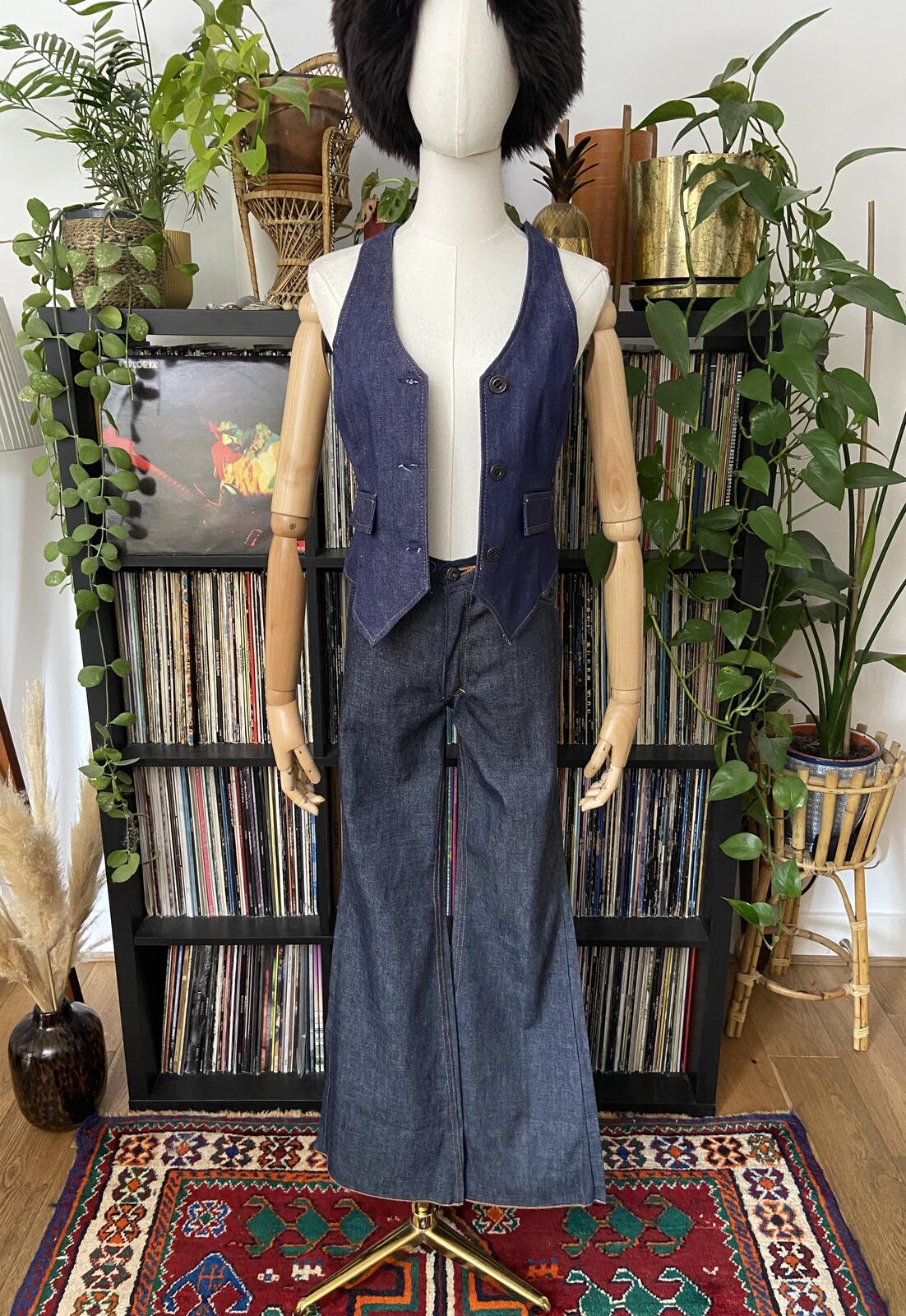 Vintage 1970s Roy Rogers Deadstock Bell Bottom Jeans W26