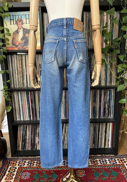 Vintage 1980's Levi's 615 Orange Tab Jeans W27
