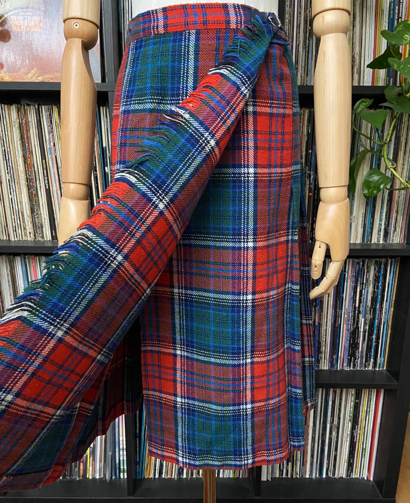 Vintage 1970s Galeries Lafayette Kilt Skirt