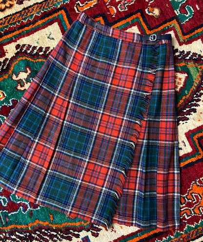 Vintage 1970s Galeries Lafayette Kilt Skirt