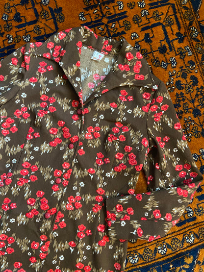 Vintage 1970s Brown Red Dagger Collar Dress