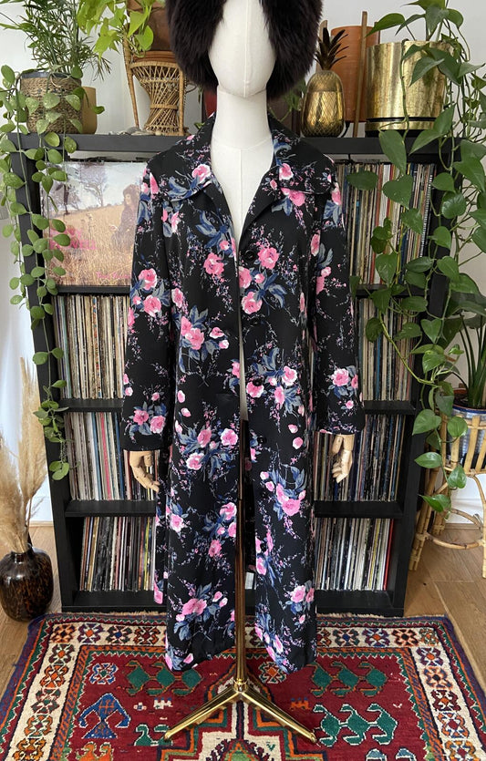 Vintage 1960s Black Pink Print Housecoat