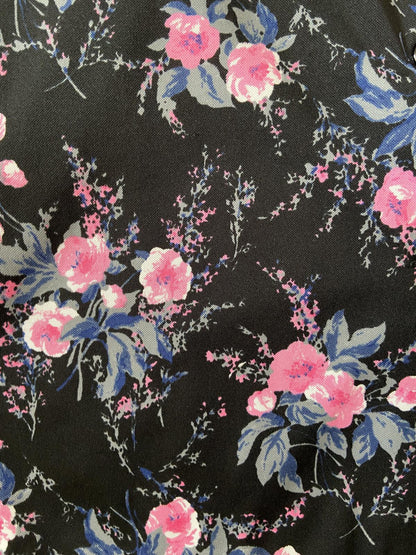 Vintage 1960s Black Pink Print Housecoat
