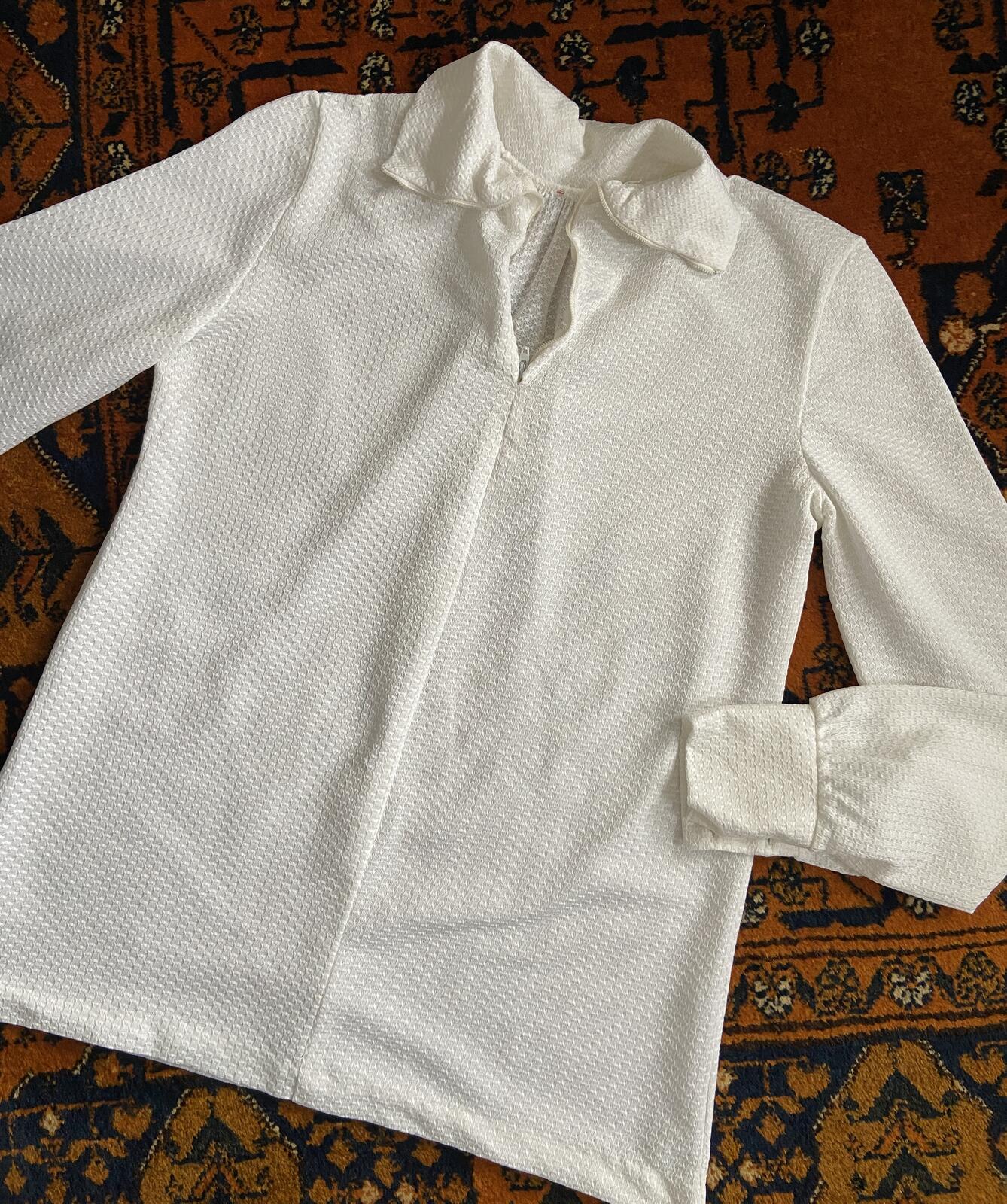Vintage 1970s White Textured Zip Up Top