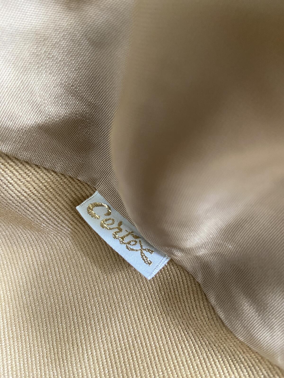 Vintage 1970s Beige Cropped Dagger Collar Jacket
