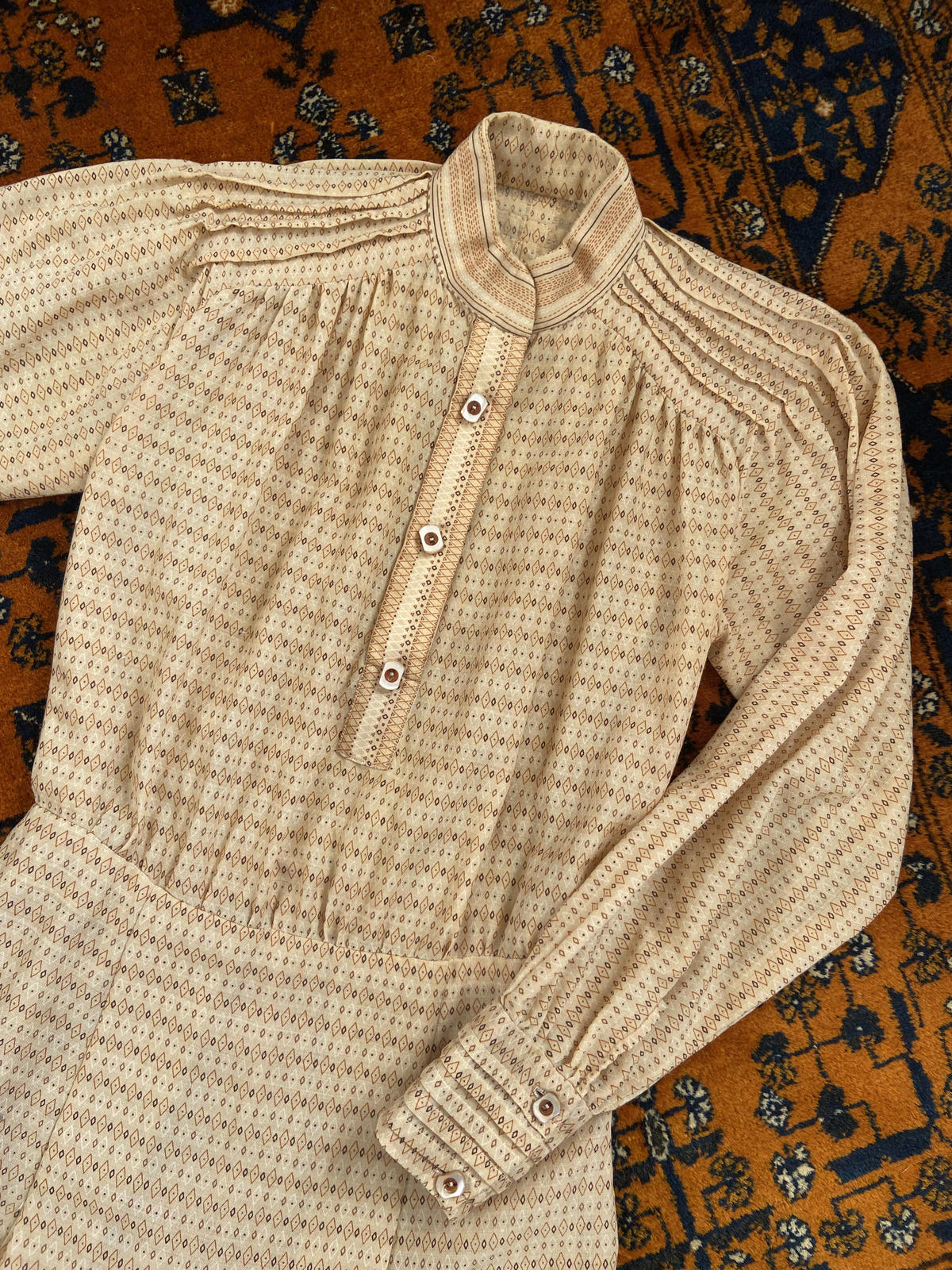 Vintage 1970s Beige Printed Dress