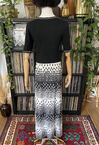 Vintage 1970s Black & White T-Shirt Dress