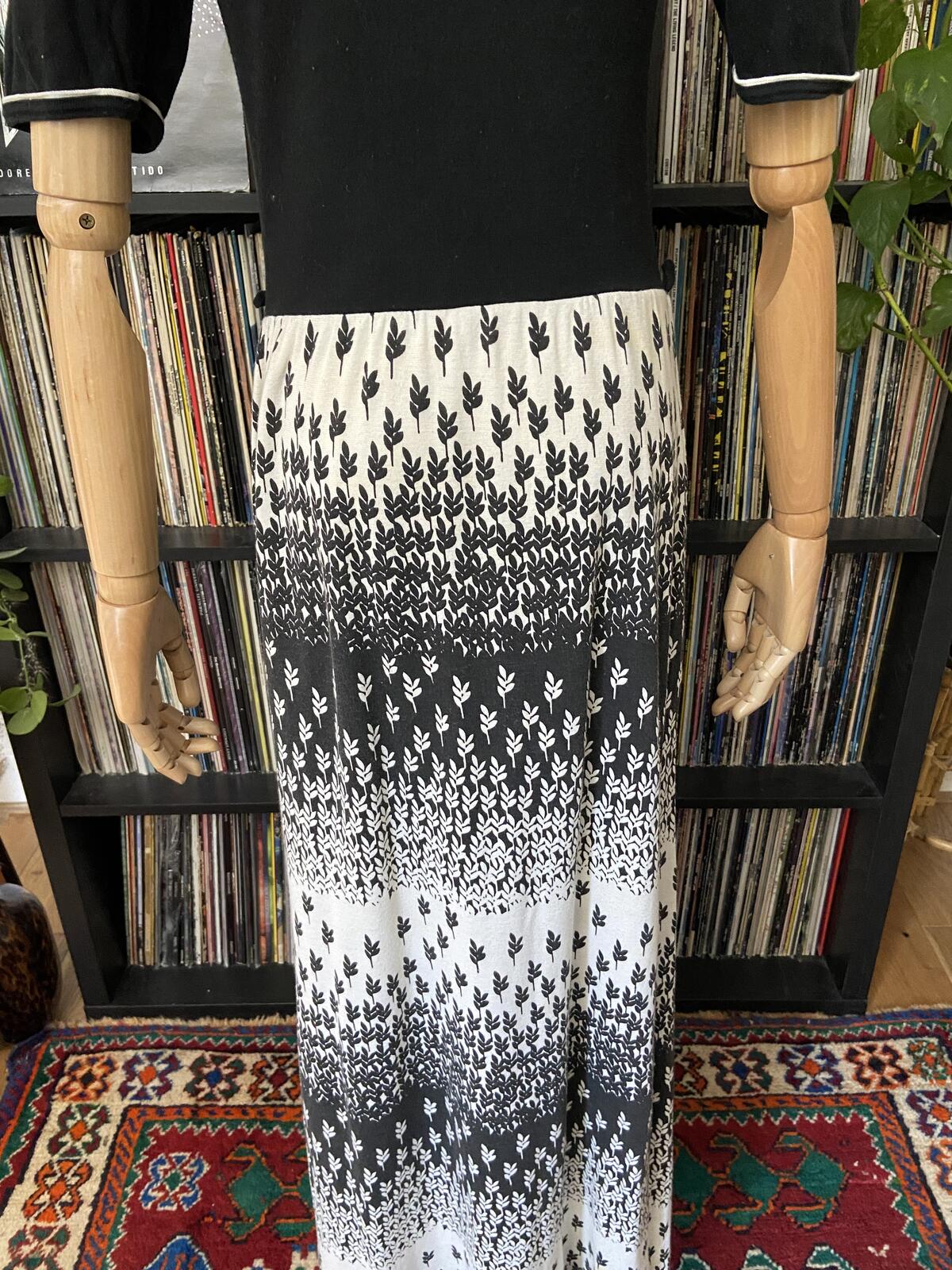 Vintage 1970s Black & White T-Shirt Dress