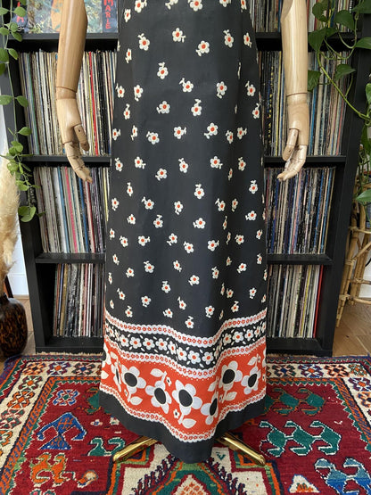 Vintage 1970s Flower Power Maxi Dress