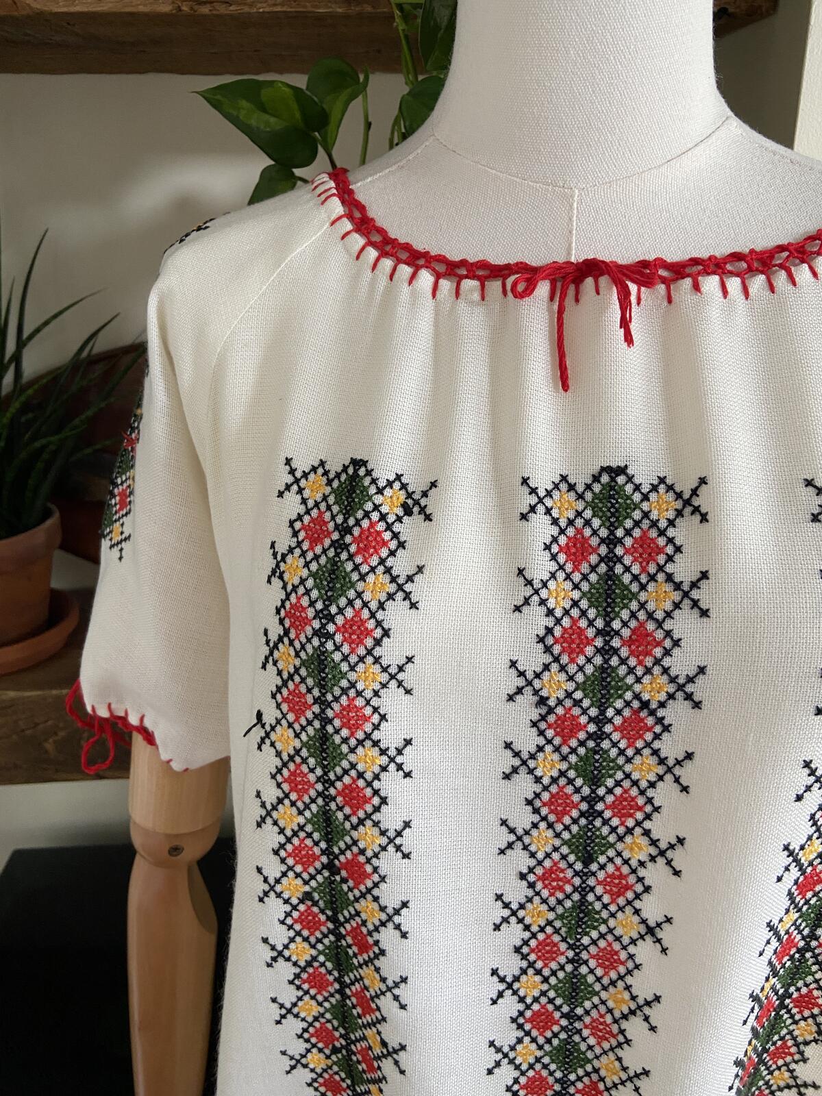 Vintage 1970s Red Embroidered Folk Top