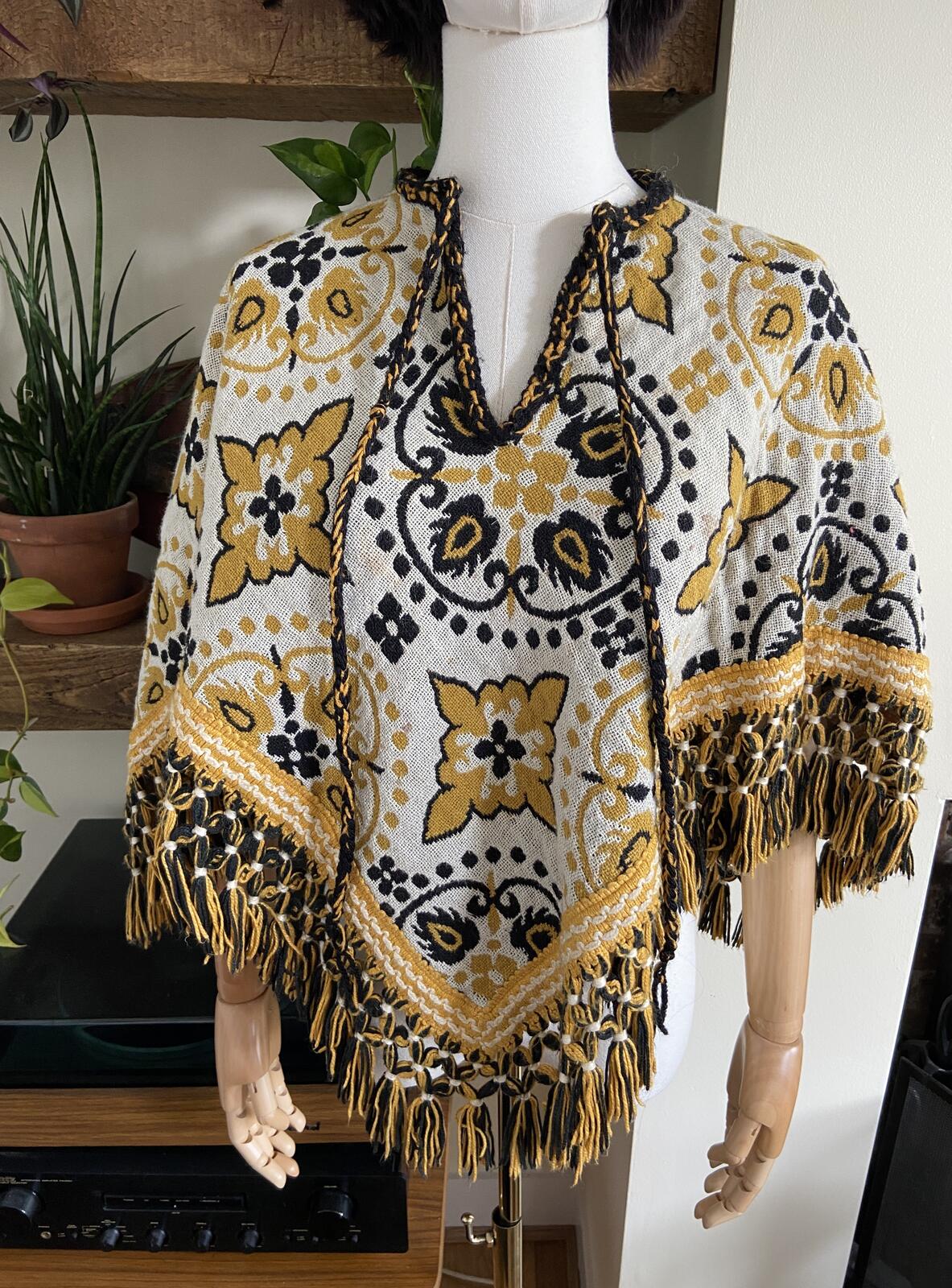 Vintage 1960s Cream Mustard Reversible Tapestry Poncho