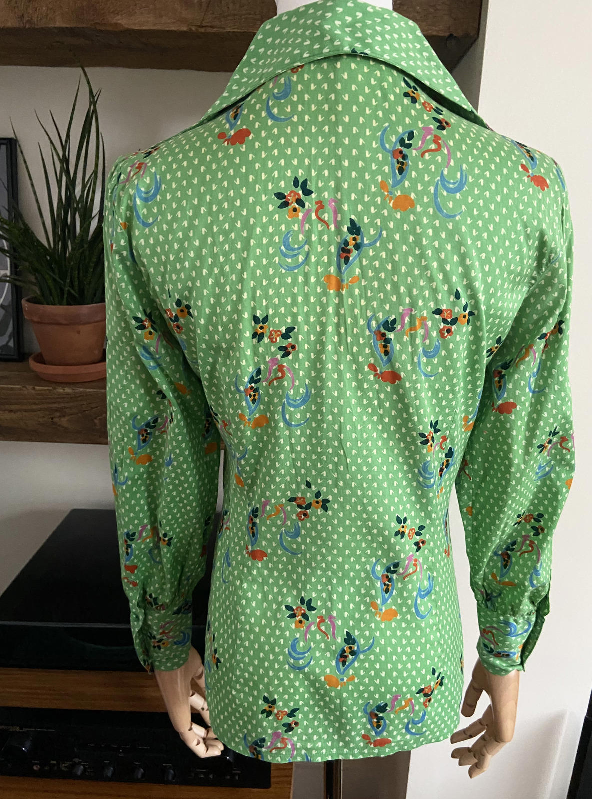 Vintage 1970s Italian Dagger Collar Shirt