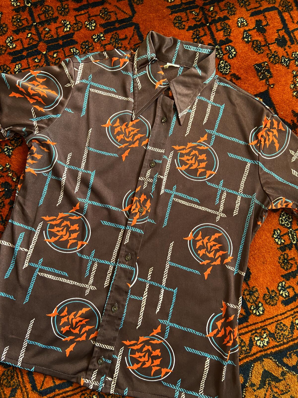 Vintage 1970s Brown Print Dagger Collar Shirt