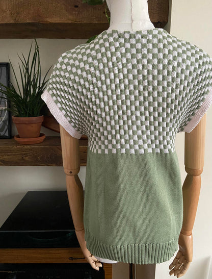 Vintage Green White Checkerboard Knit Top