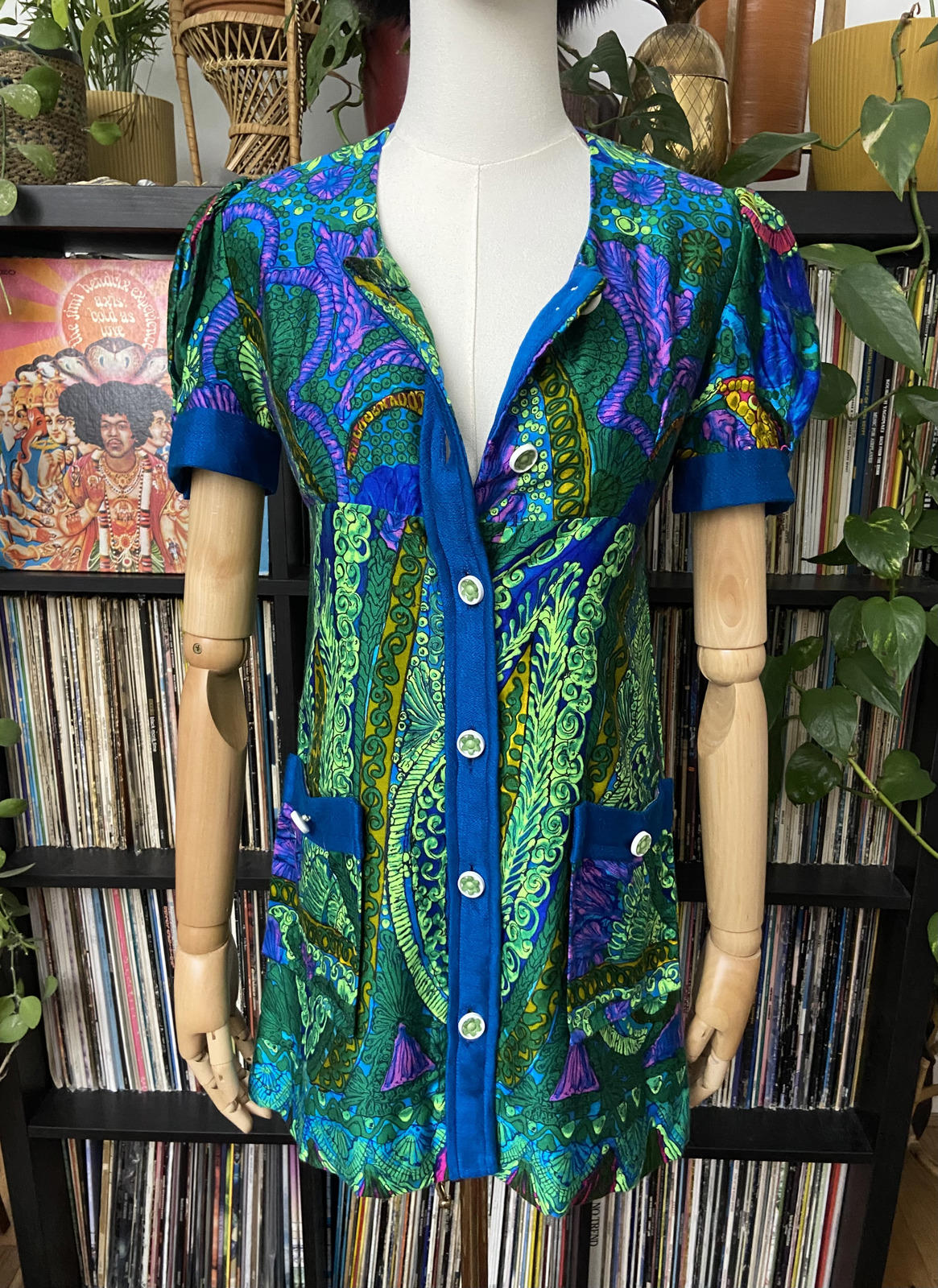 Vintage 1960s Green Psychedelic Mini Dress Tunic