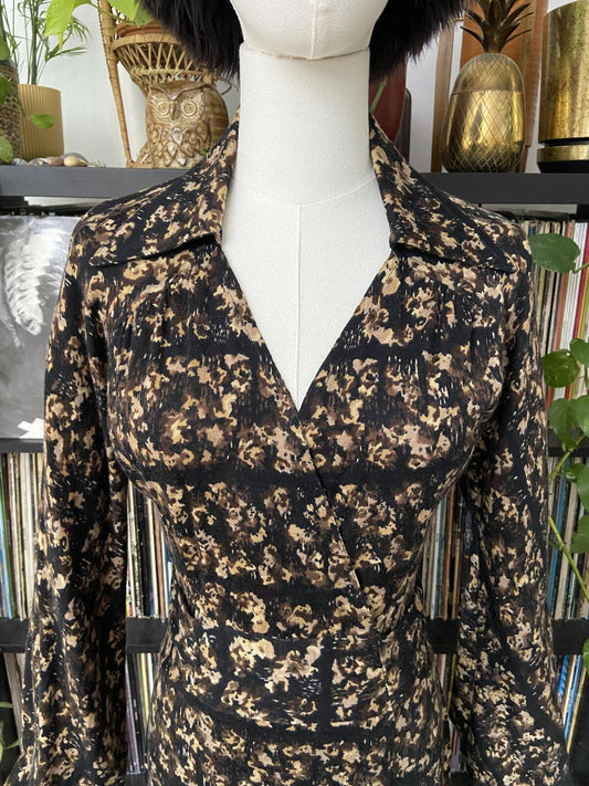 Vintage 1970s Brown Dagger Collar Wrap Dress