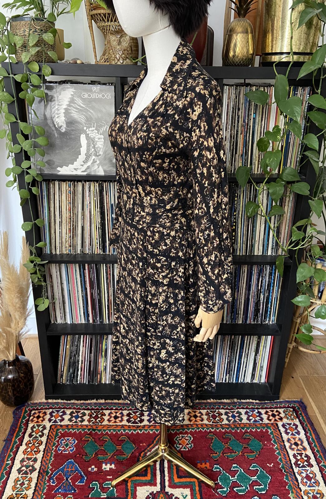 Vintage 1970s Brown Dagger Collar Wrap Dress