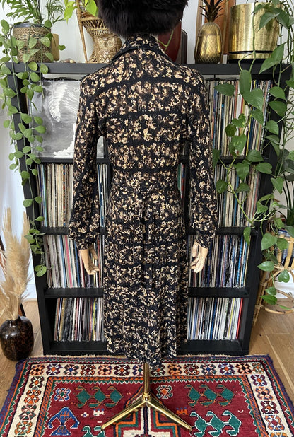 Vintage 1970s Brown Dagger Collar Wrap Dress