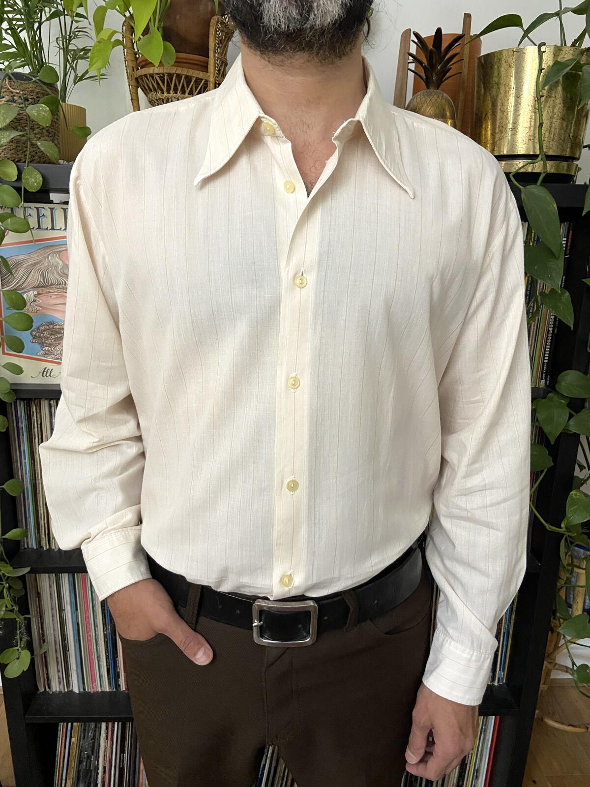 Vintage 1970s Cream Dagger Collar Shirt