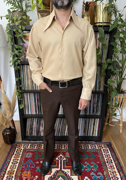 Vintage 1970s Beige Dagger Collar Shirt