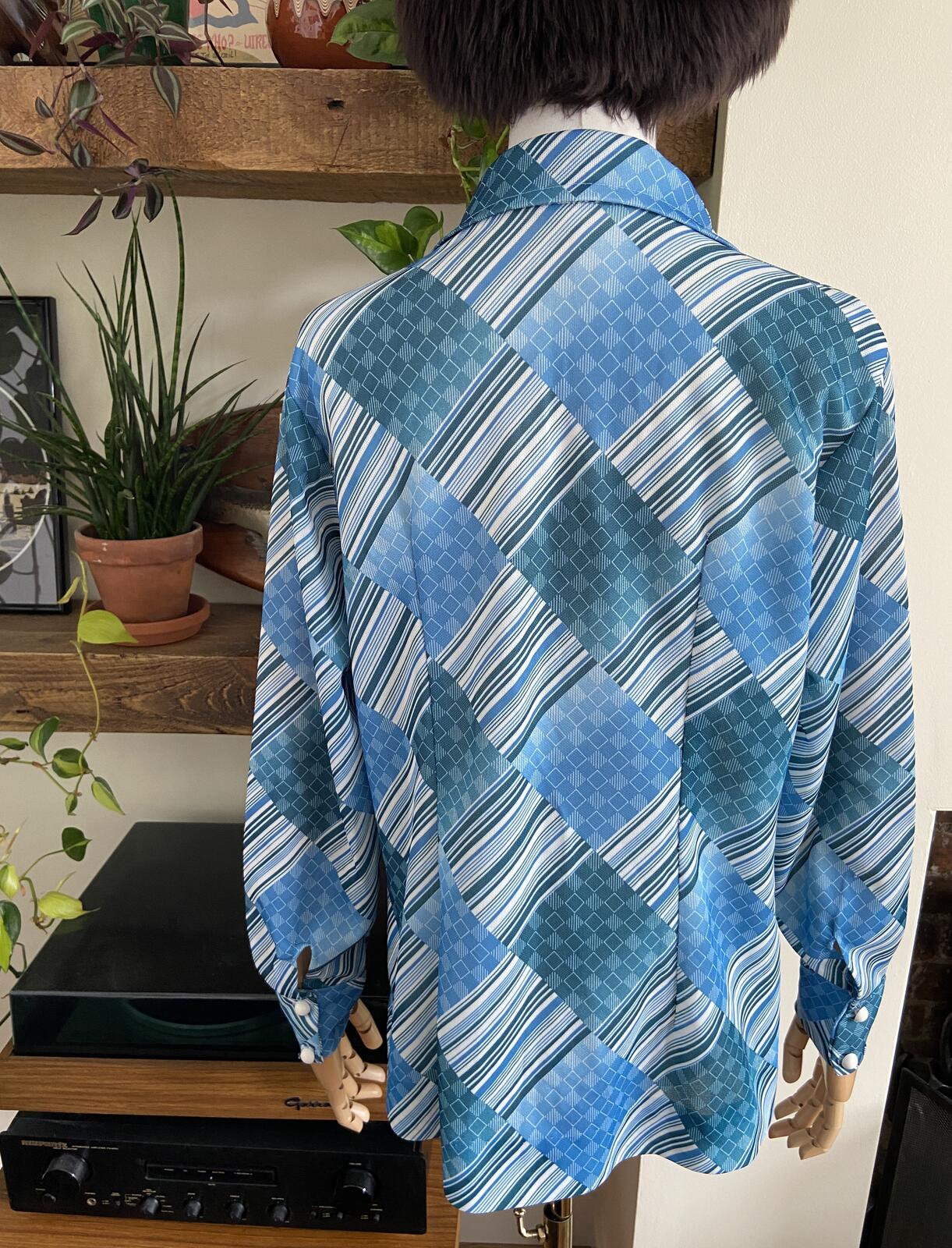 Vintage 1960s Blue Geometric Print Shirt