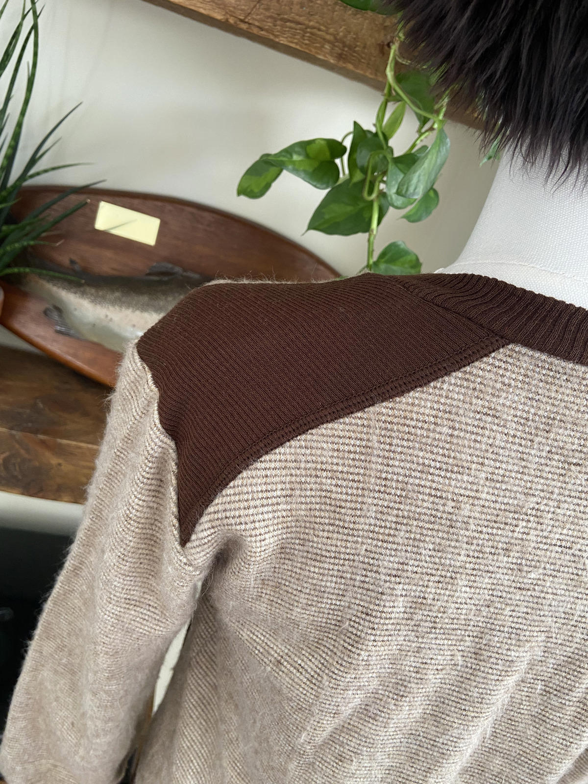 Vintage 1970s Beige Brown Jumper