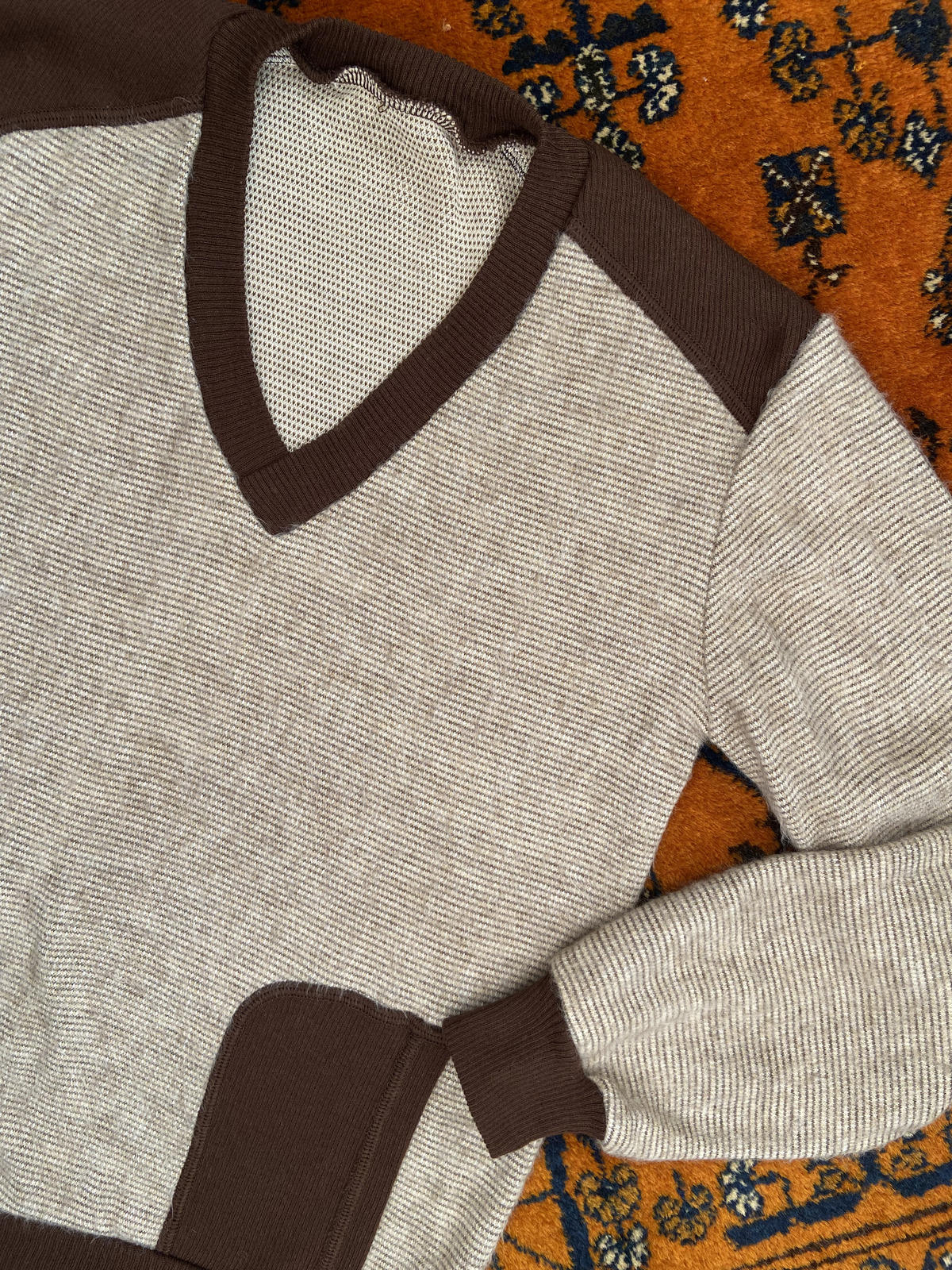 Vintage 1970s Beige Brown Jumper