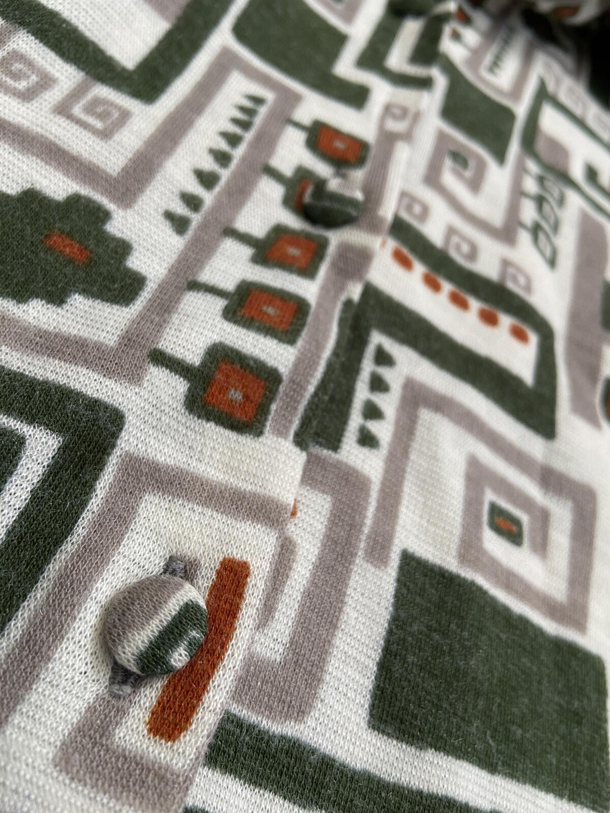 Vintage 1970s Green Print Beagle Collar Shirt