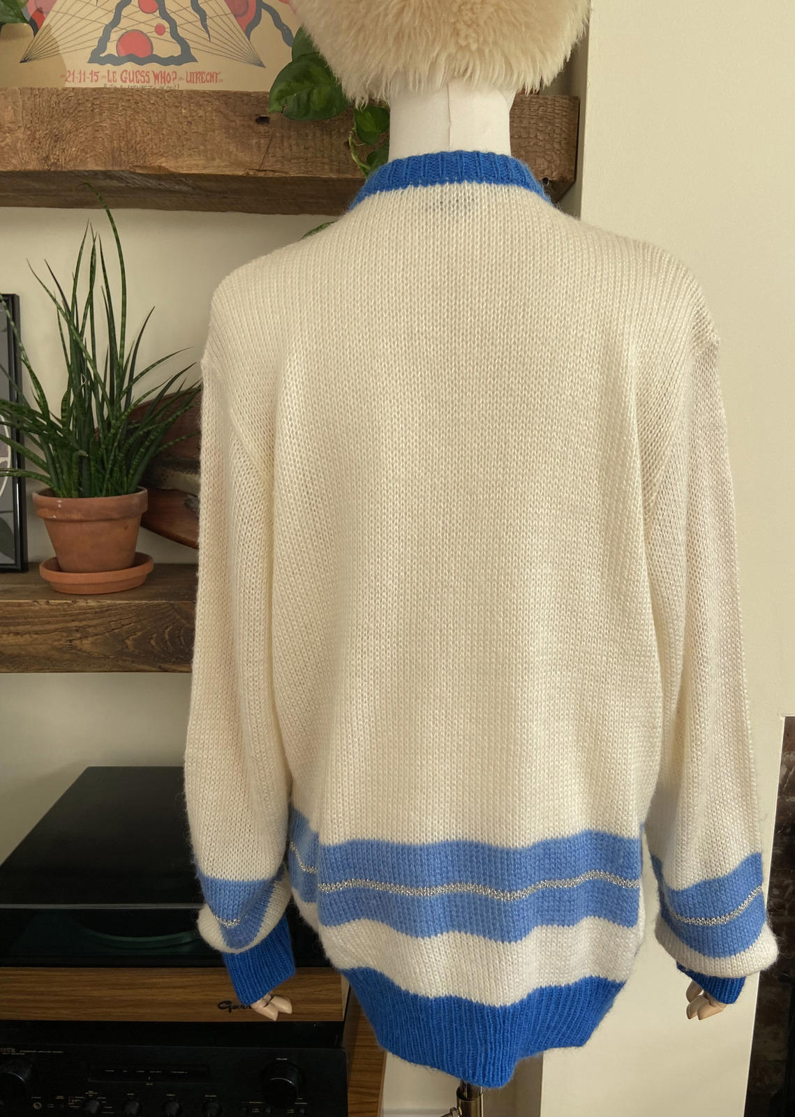 Vintage 1970s Cream Blue Silver V-Neck Jumper