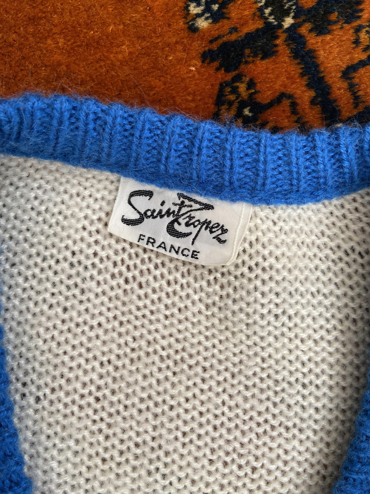Vintage 1970s Cream Blue Silver V-Neck Jumper