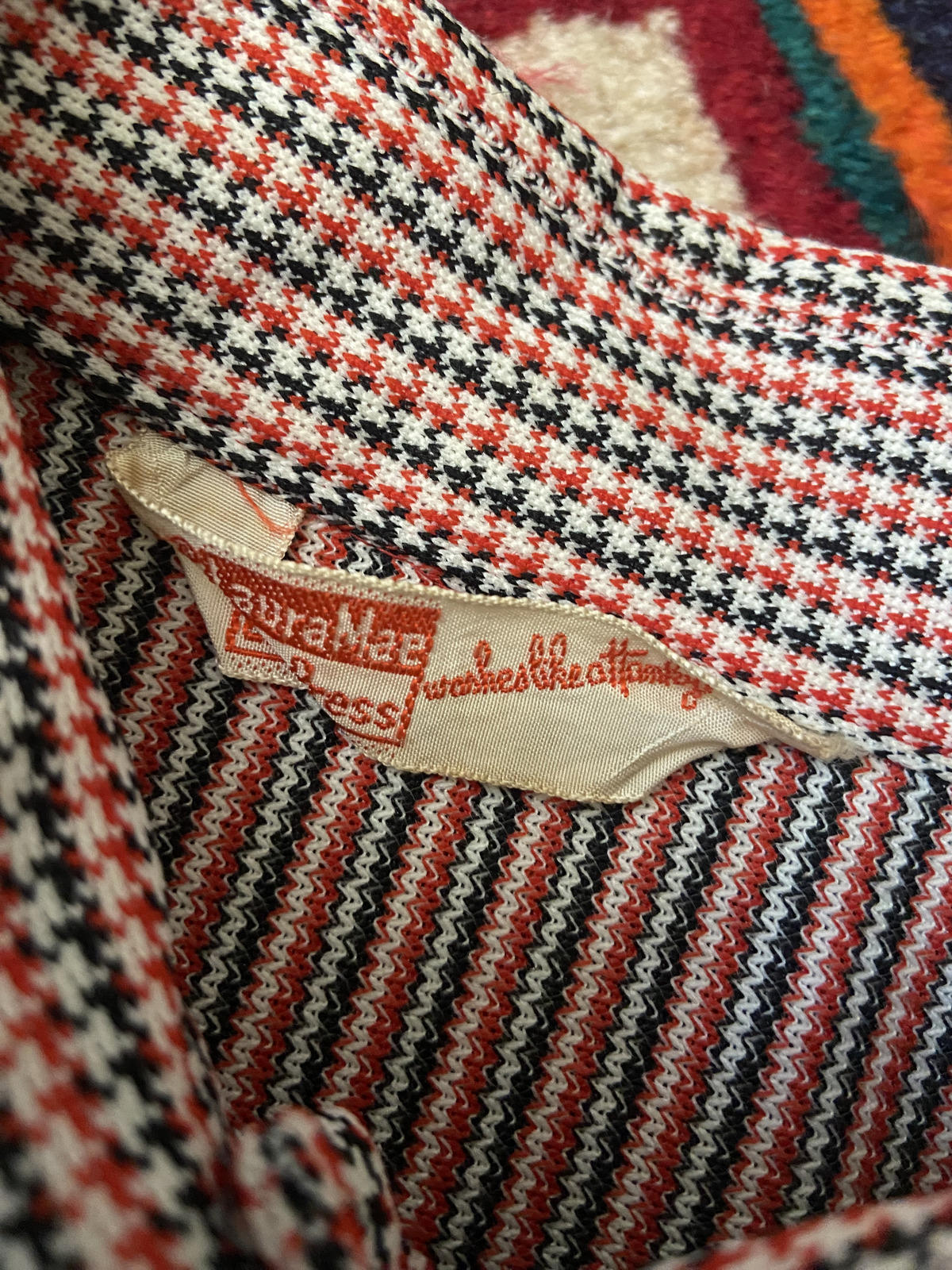 Vintage 1970s Houndstooth Dagger Collar Shirt