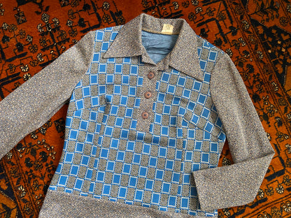 Vintage 1970s Blue Grey Knit Dagger Collar Dress