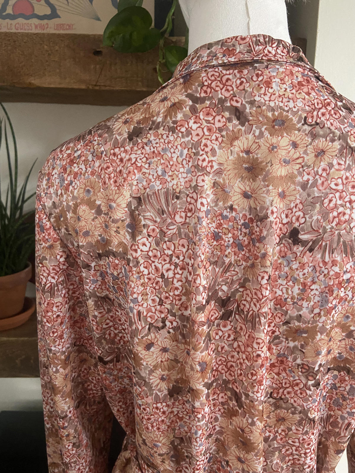Vintage 1970s Pink Floral Tie Waist Shirt