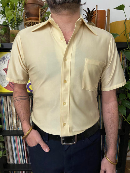 Vintage 1970s Yellow Dagger Collar Van Heusen Shirt