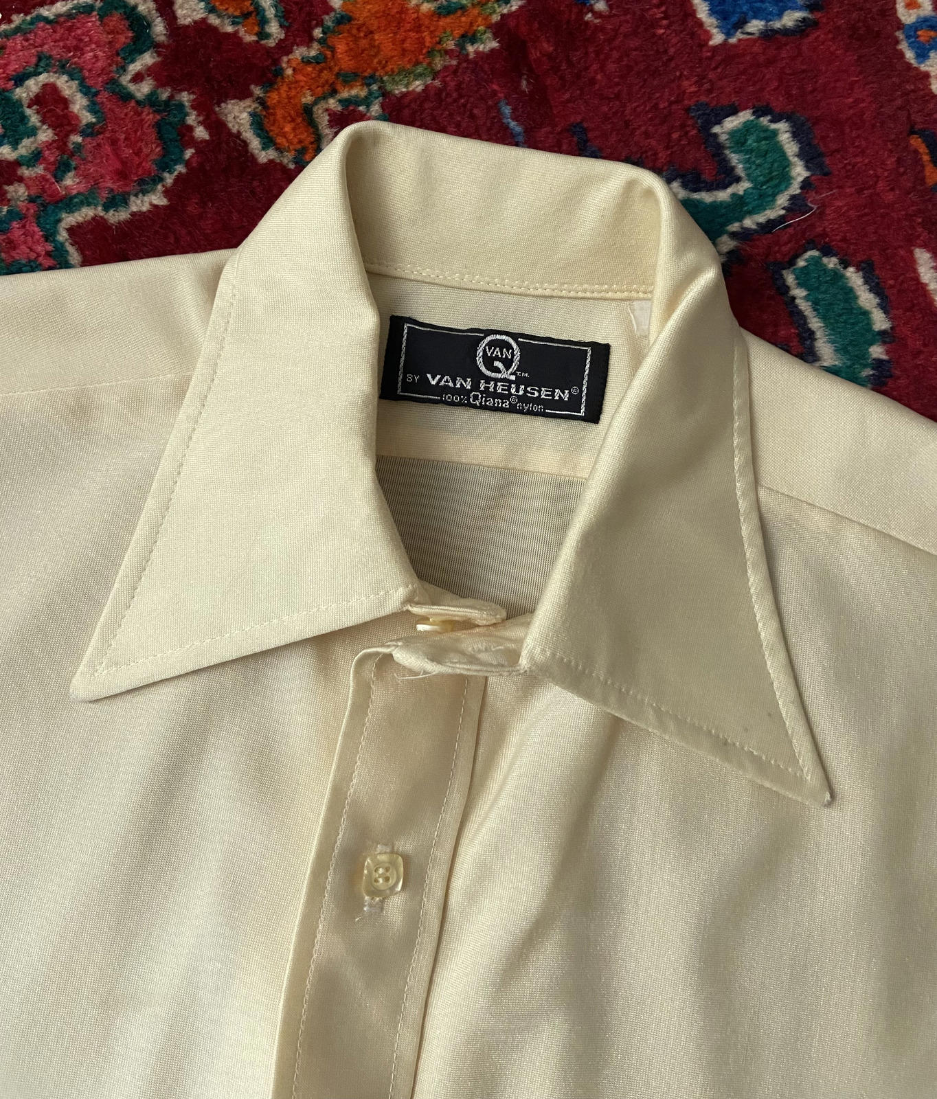 Vintage 1970s Yellow Dagger Collar Van Heusen Shirt