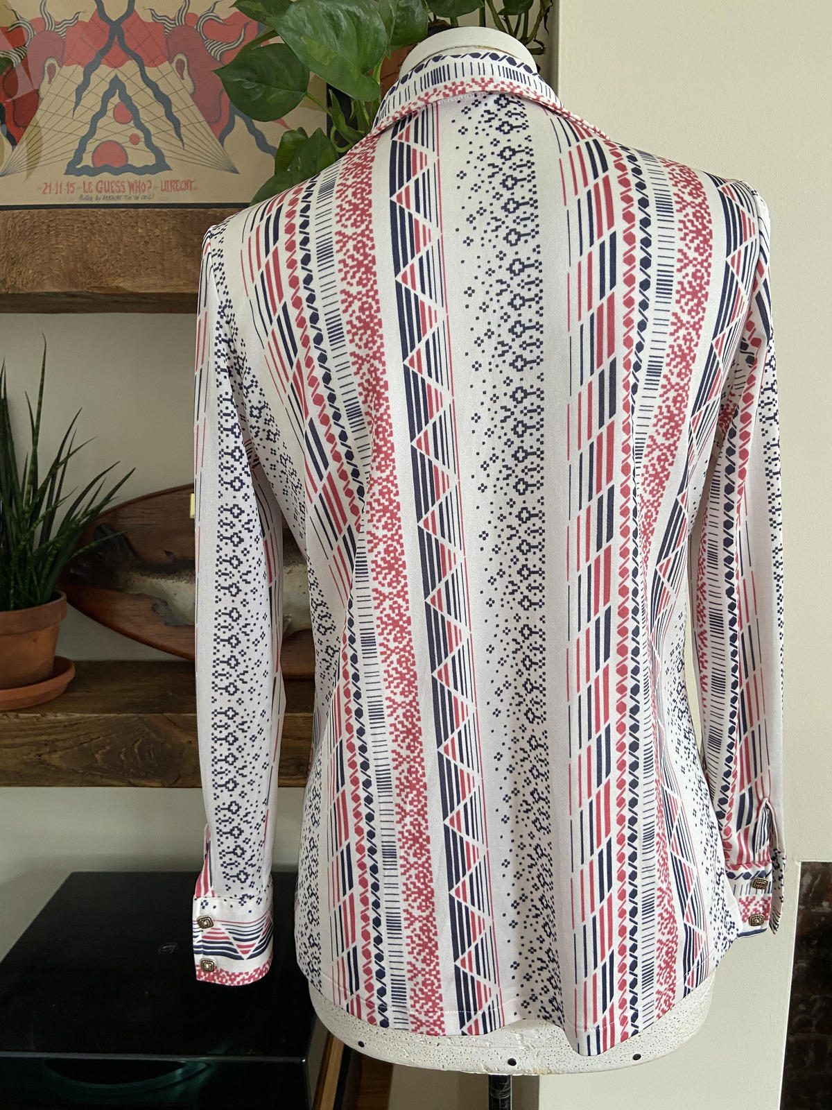 Vintage 1970s Pink Grey Patterned Jersey Shirt