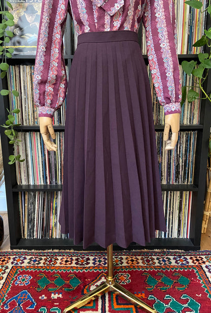 Vintage 1980s Aubergine Pleated Skirt