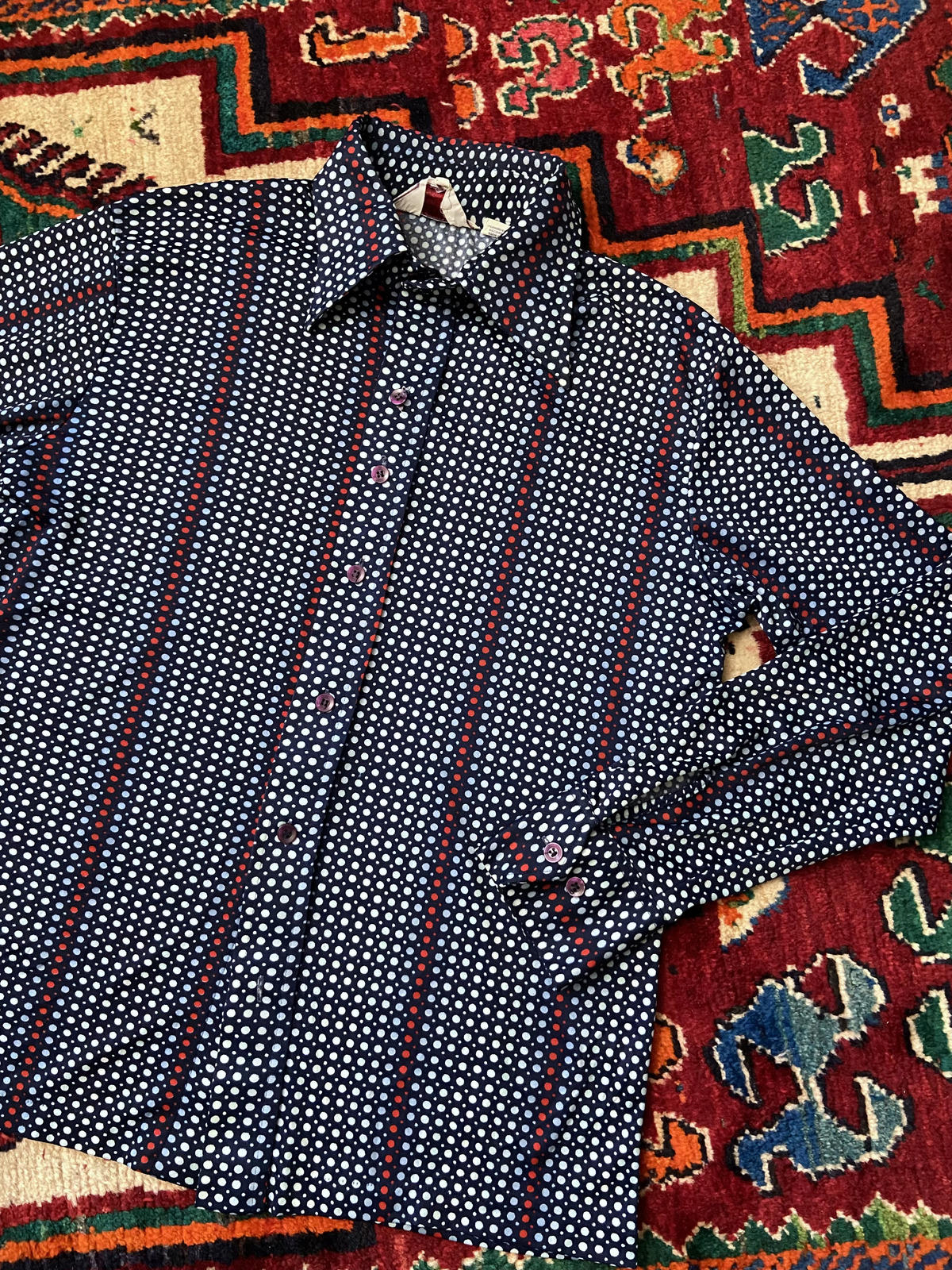 Vintage 1970s Soft Nylon Patterned Dagger Collar Shirt