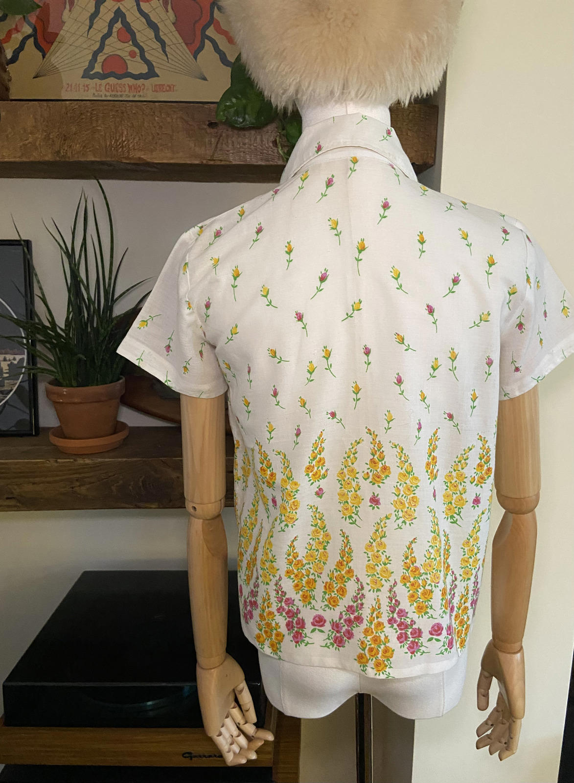 Vintage 1960s Cream Floral Open Blouse