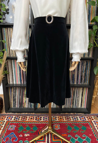 Vintage 1970s Black Velvet Buckle Belt Skirt